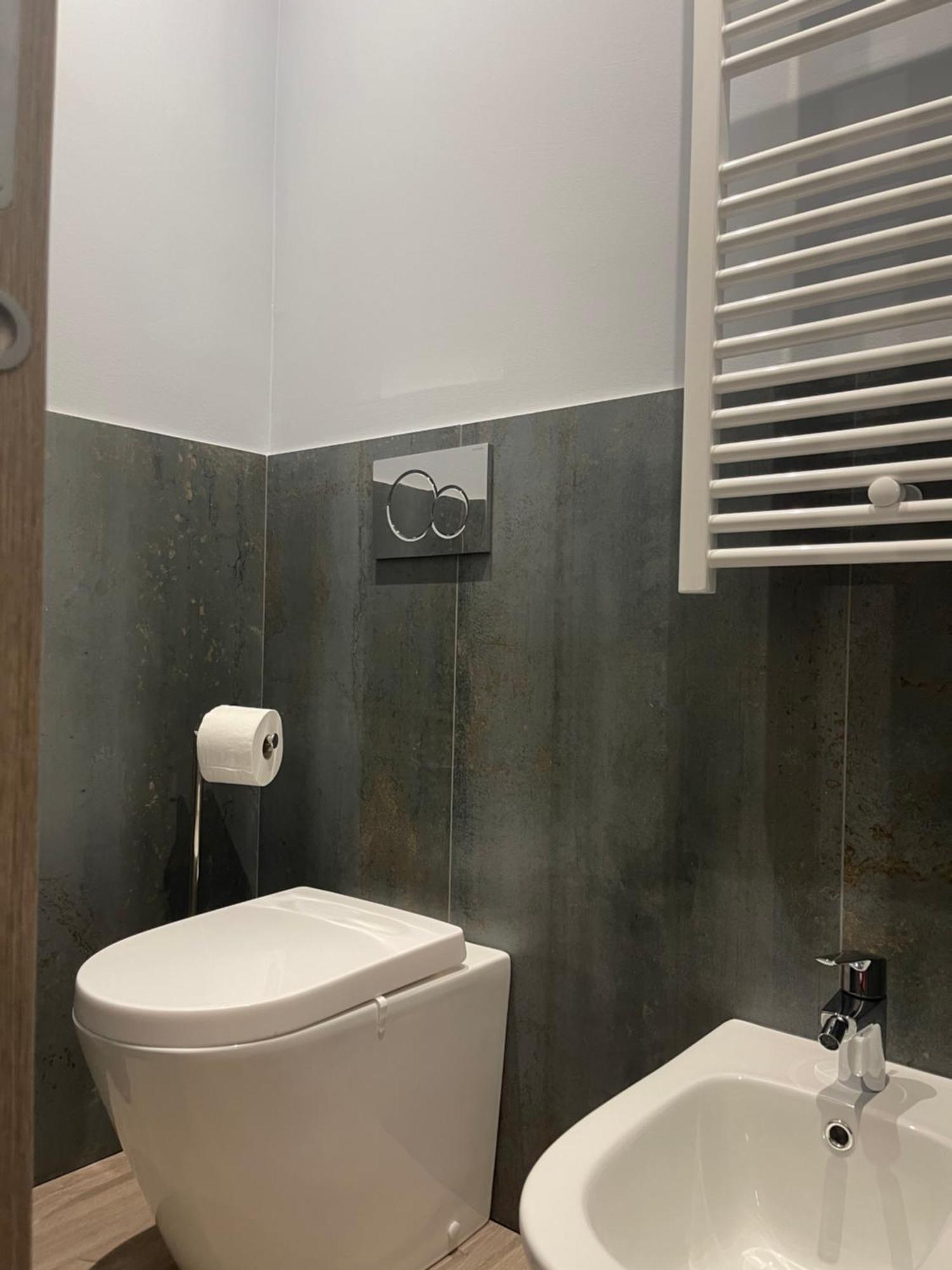 Bertora Center Apartment Genoa Bagian luar foto